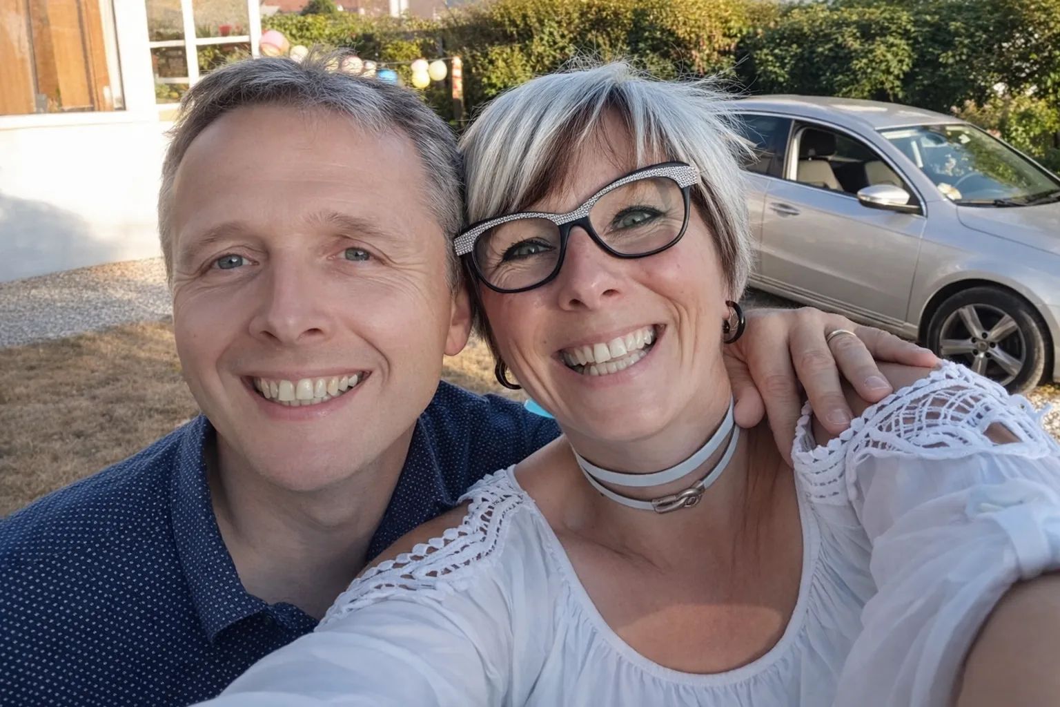 Isabelle et Olivier, hôtes du gîte Au Chant des Roches